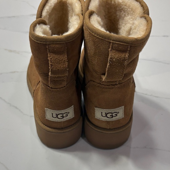 UGG classic ankle fur Women's Suede Boots in Chestnut - Picture 8 of 14
